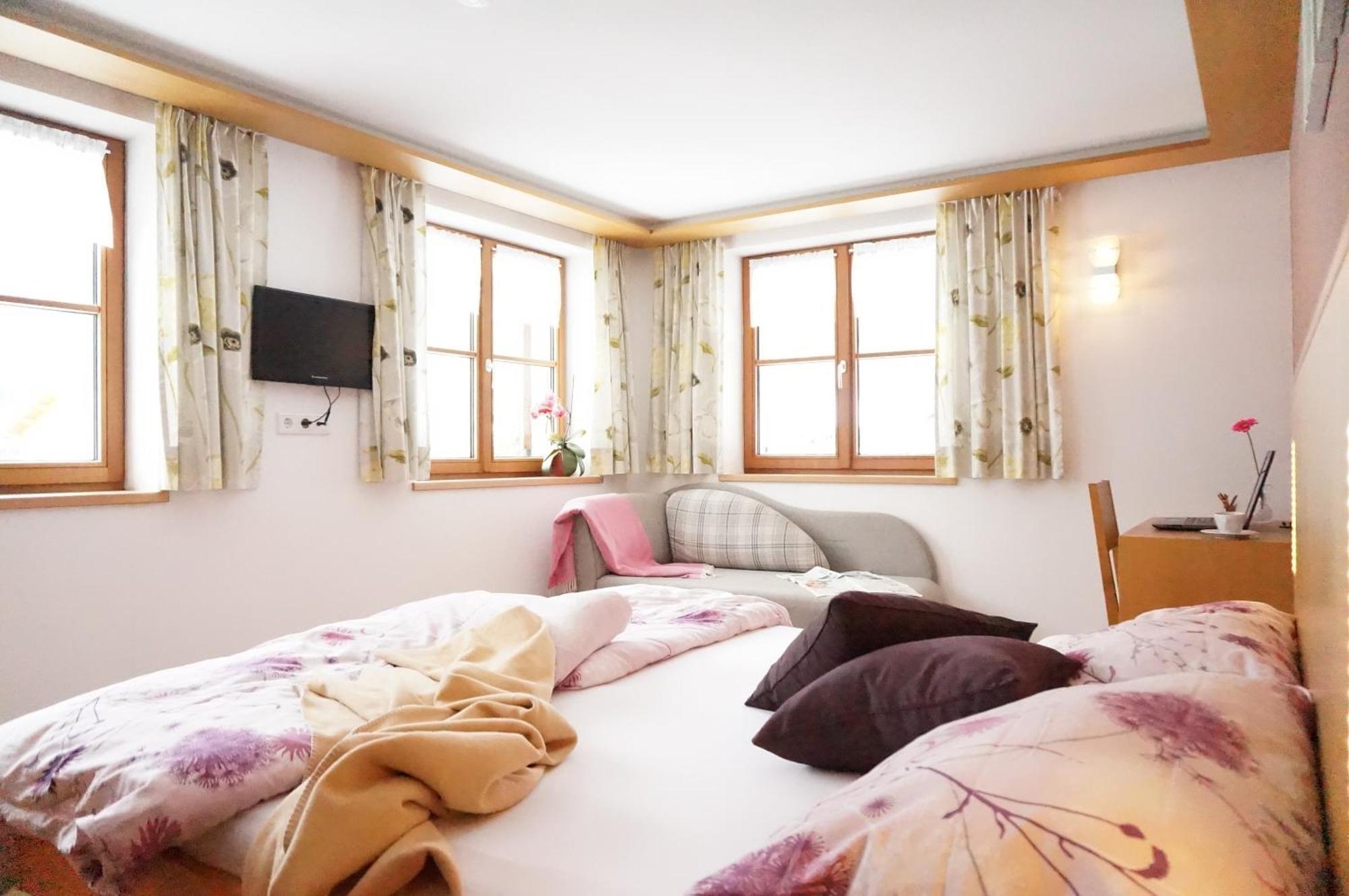Haus Schwendinger Hotel Mellau Buitenkant foto